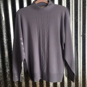 Elegant Women's Turtleneck Sweater - Lavender